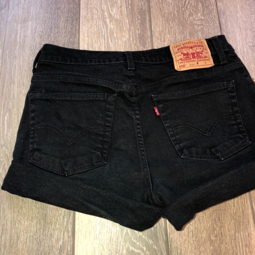 High-Waisted Black Levi Shorts